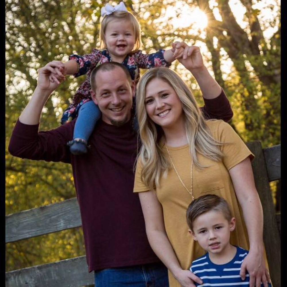 Meet your Posher, Courtney